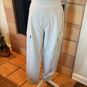 Athleta ENDLESS HIGH RISE CARGO PANT, size 12